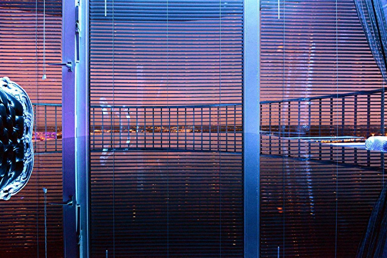 Royal - Sky - Suite Augsburg Buitenkant foto